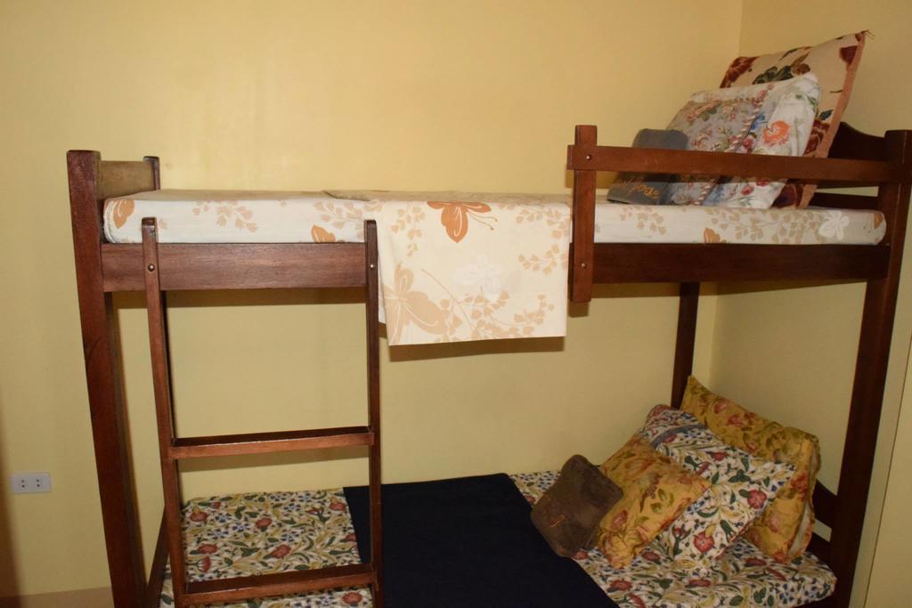 The Saint Joseph Residential Suites Lucena Pokój zdjęcie
