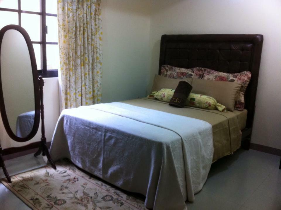 The Saint Joseph Residential Suites Lucena Zewnętrze zdjęcie