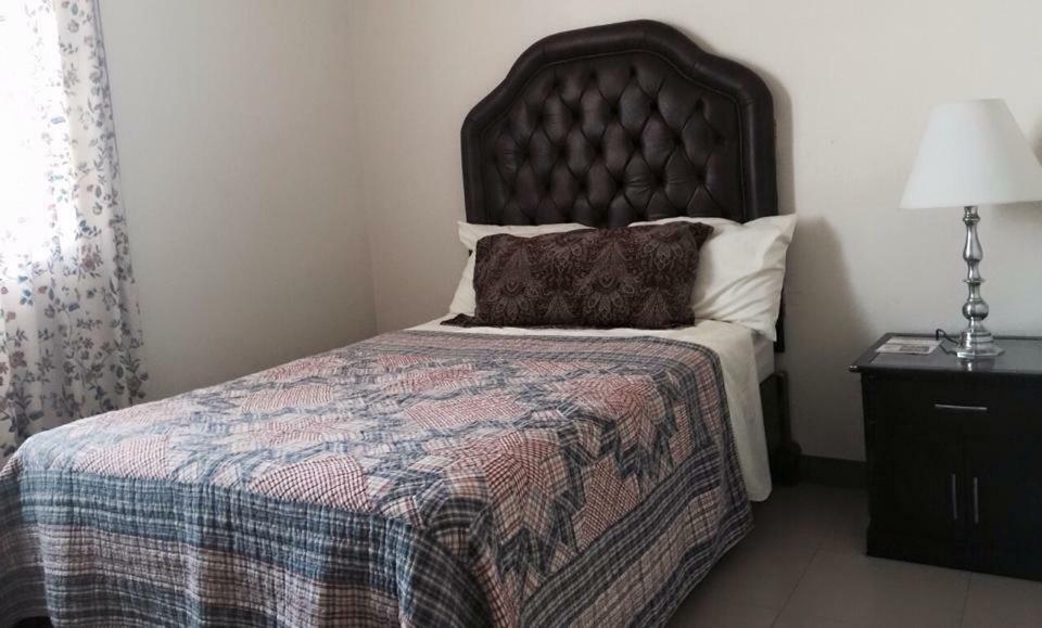 The Saint Joseph Residential Suites Lucena Zewnętrze zdjęcie